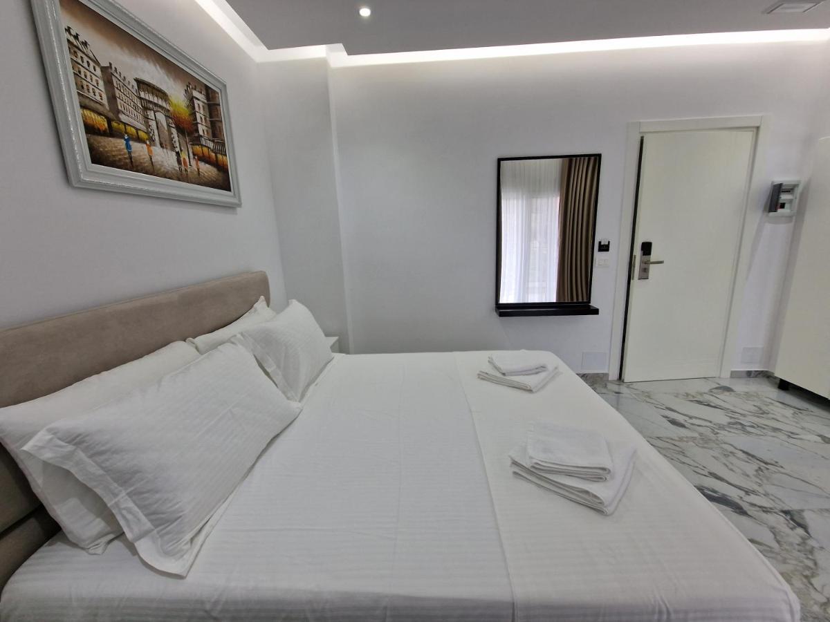 Apartments Margarita Ксамил Экстерьер фото